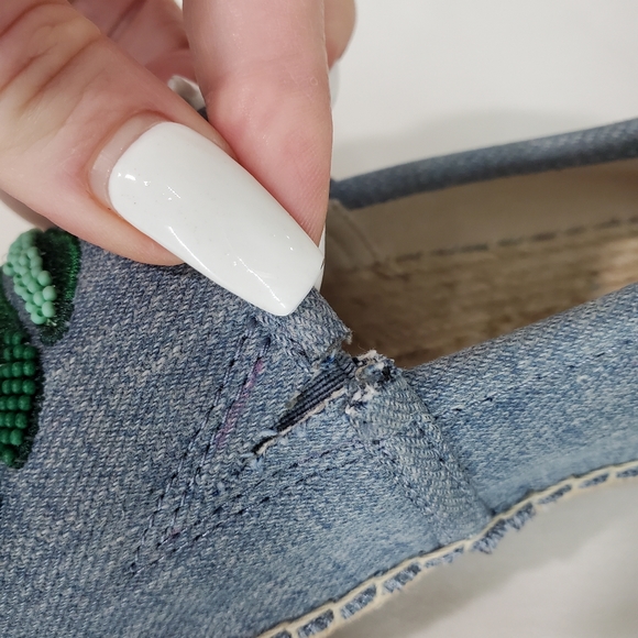 Michael Kors Kendrick Slip On Espadrille Flats Washed Denim Beaded Palm Size 6.5 - Picture 11 of 12